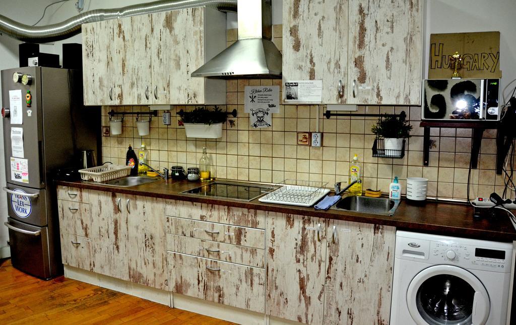 بودابست Cooltour Hostel المظهر الخارجي الصورة