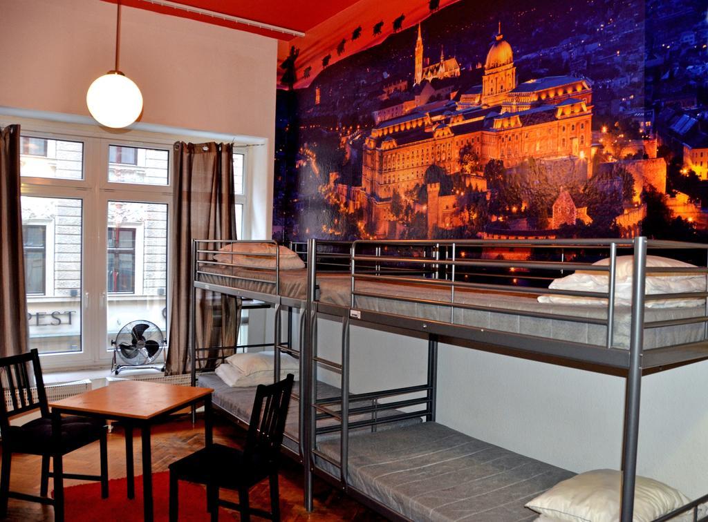 بودابست Cooltour Hostel المظهر الخارجي الصورة